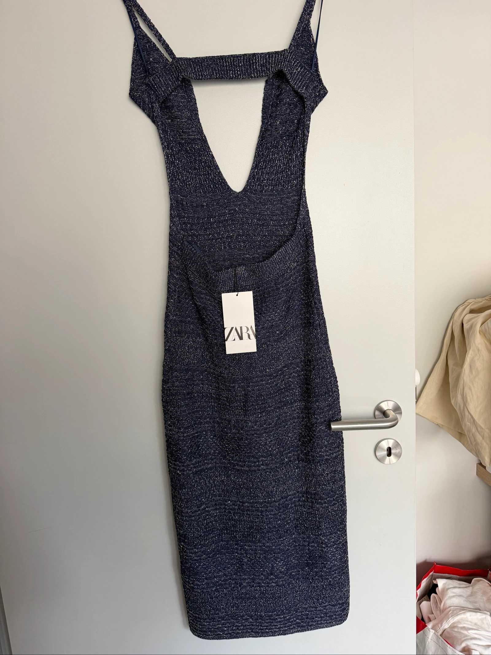 Vestido Zara desconchado azul marino brillante – Talla S – Nuevo – photo 3